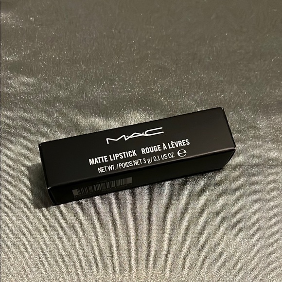 Mac matte lipstick - City Slick - Picture 1 of 6